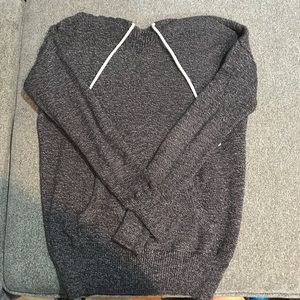 Lightweight sweater